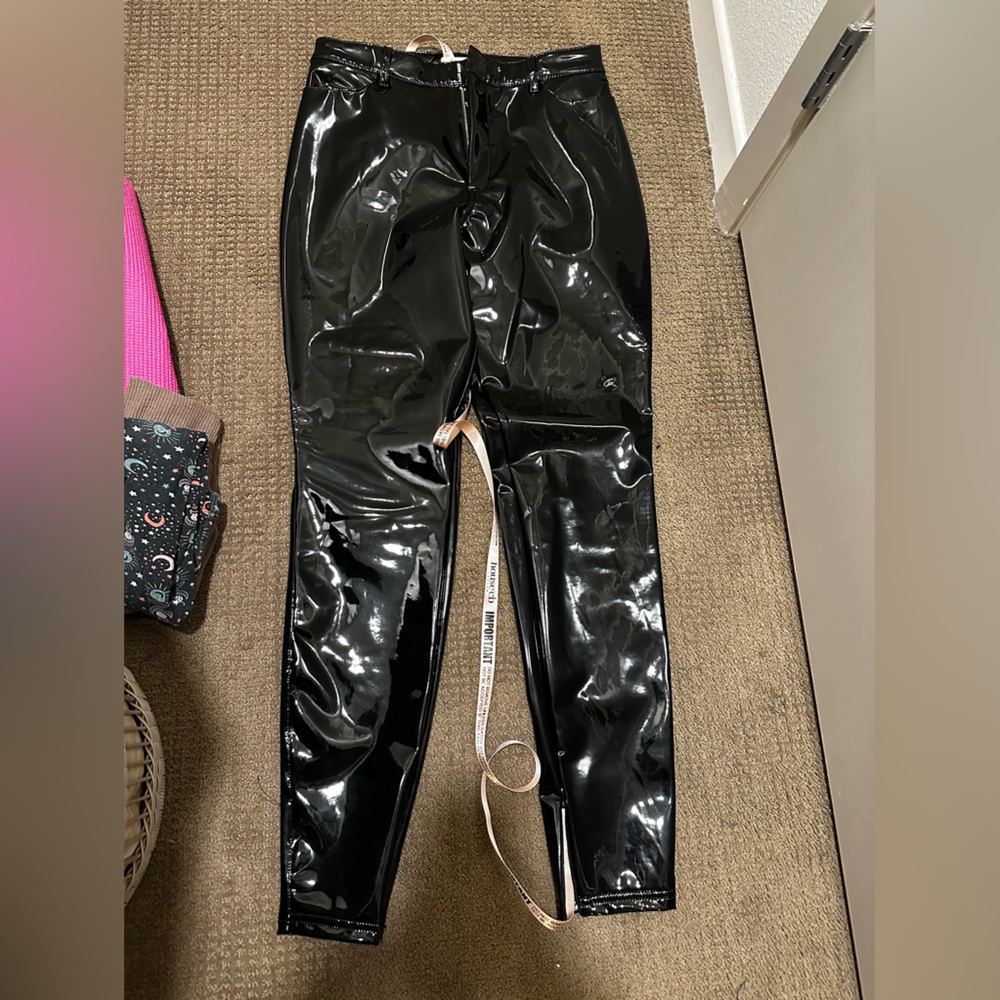 HouseofCB PATENT LEATHER fitted pants